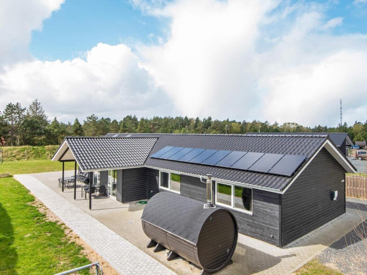 16 Person Holiday Home In R M Rømø Kirkeby Esterno foto